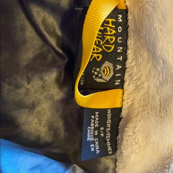 Mountain Hardware short coat - Picture 7 of 7